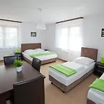 Guest house Polnocna Ii 3*